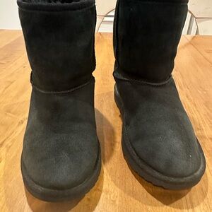 UGG Black Kids Boots